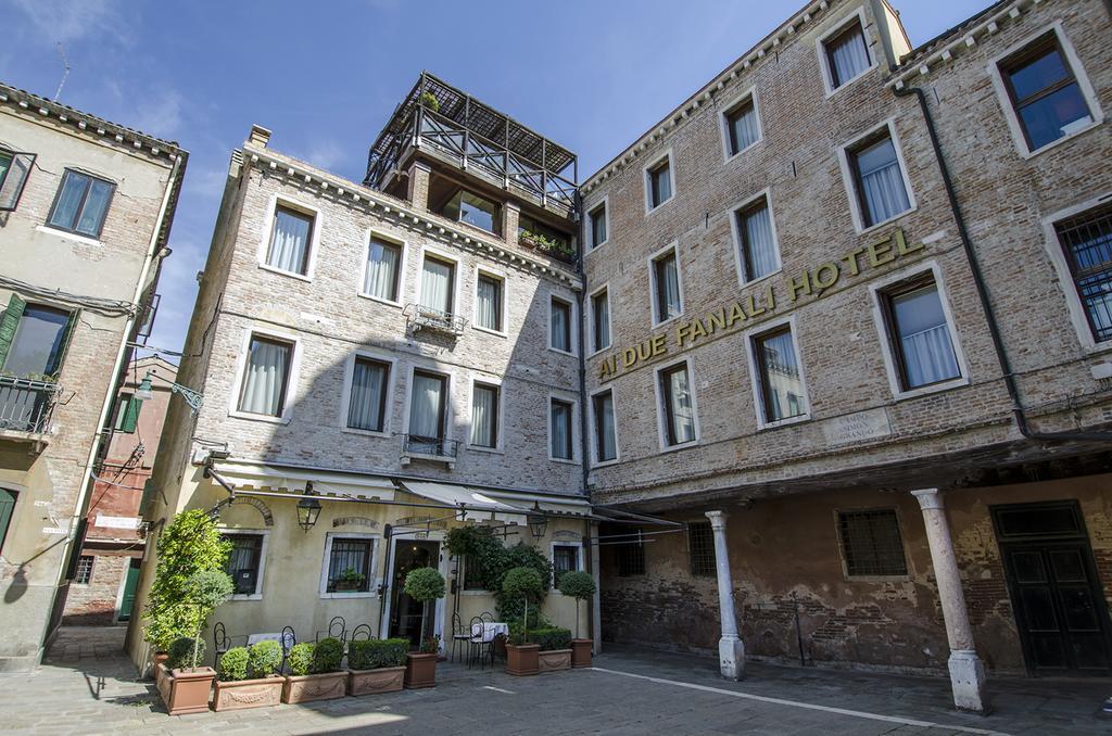 Ai Due Fanali Hotell Venedig Exteriör bild