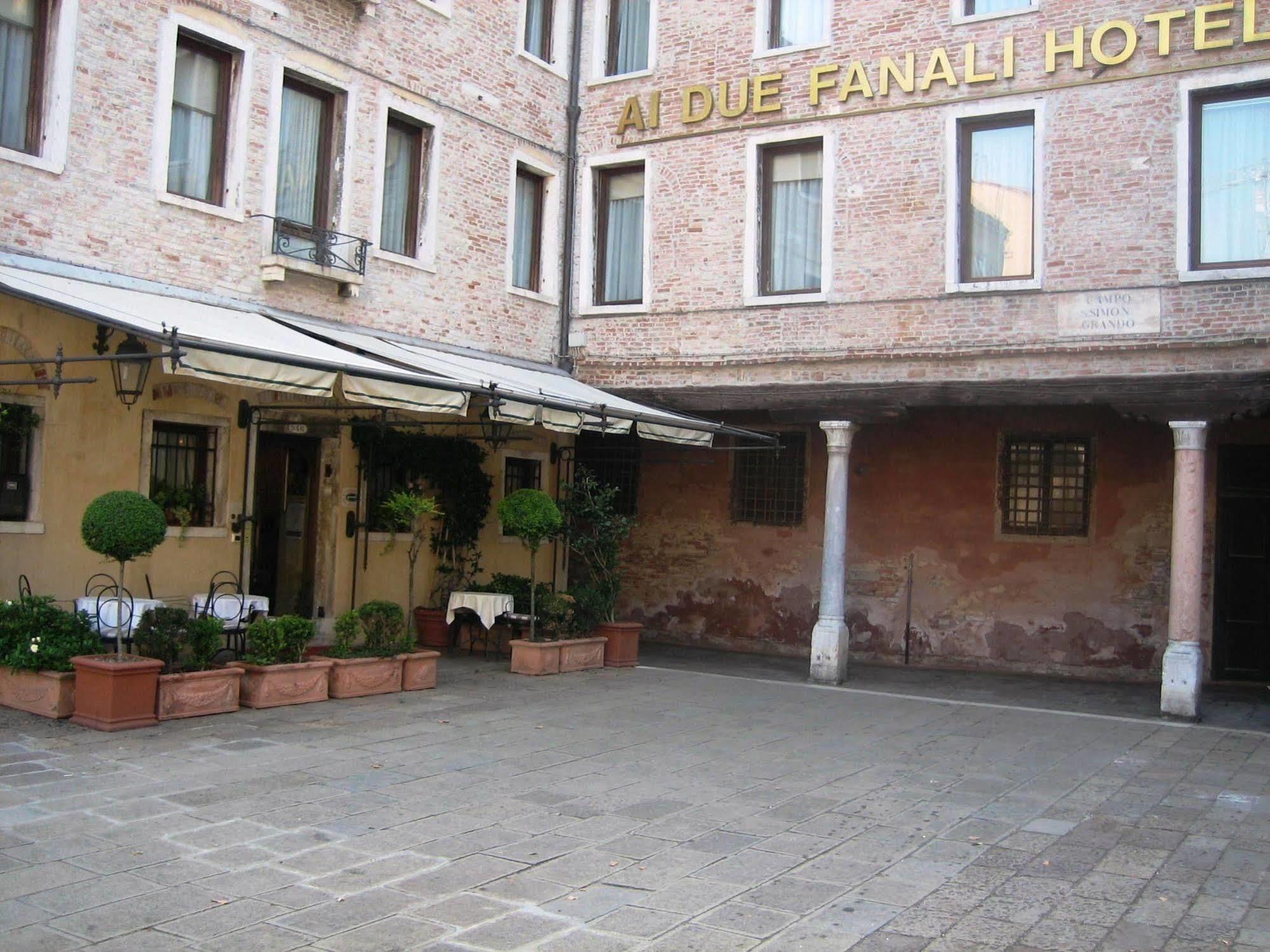 Ai Due Fanali Adults Only Hotell Venedig Exteriör bild